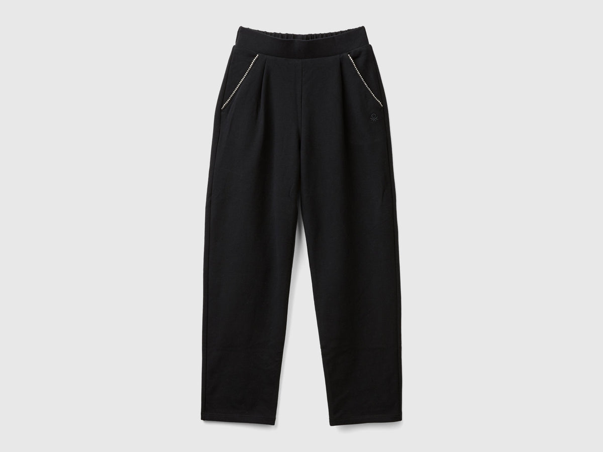 Benetton Trousers with jewel-like applique