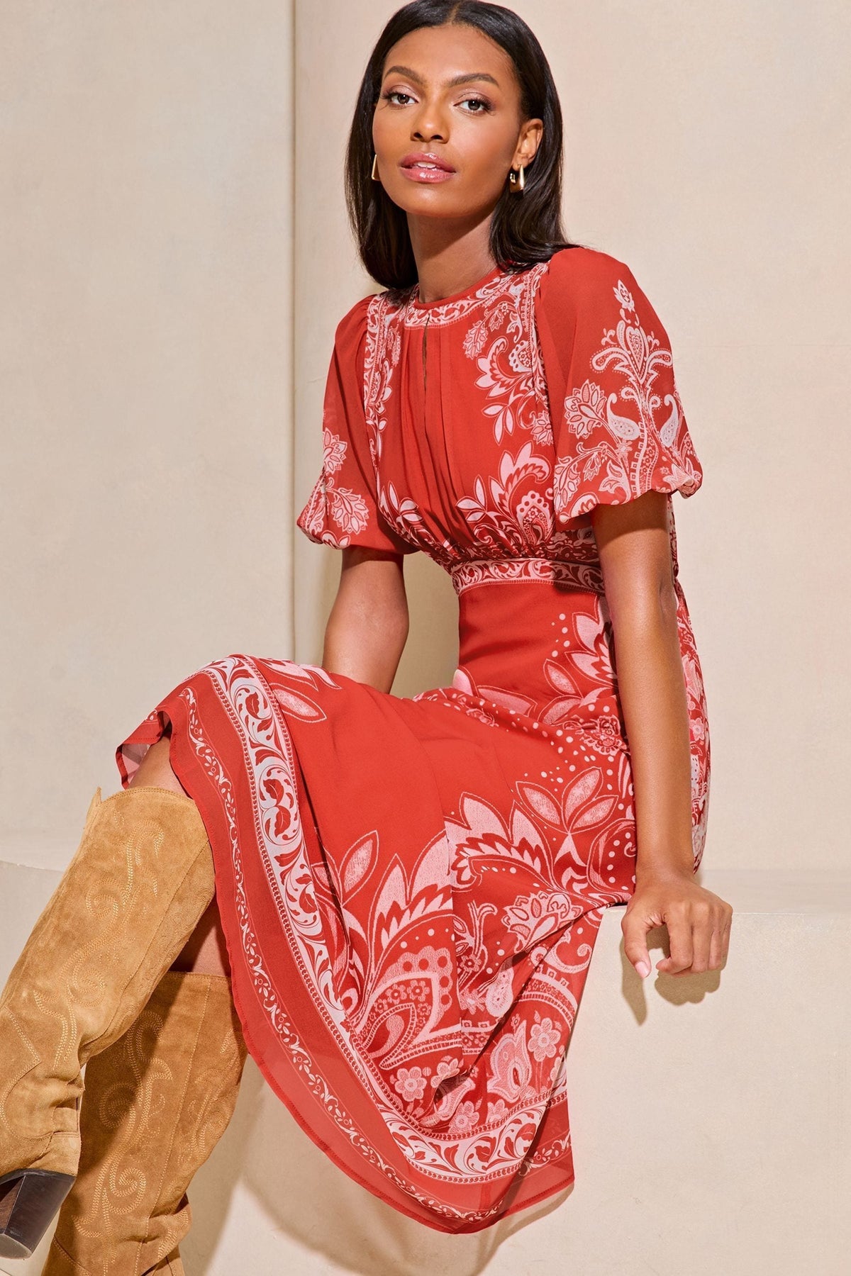 Lipsy London Placement Print Short-Sleeve Midi Dress