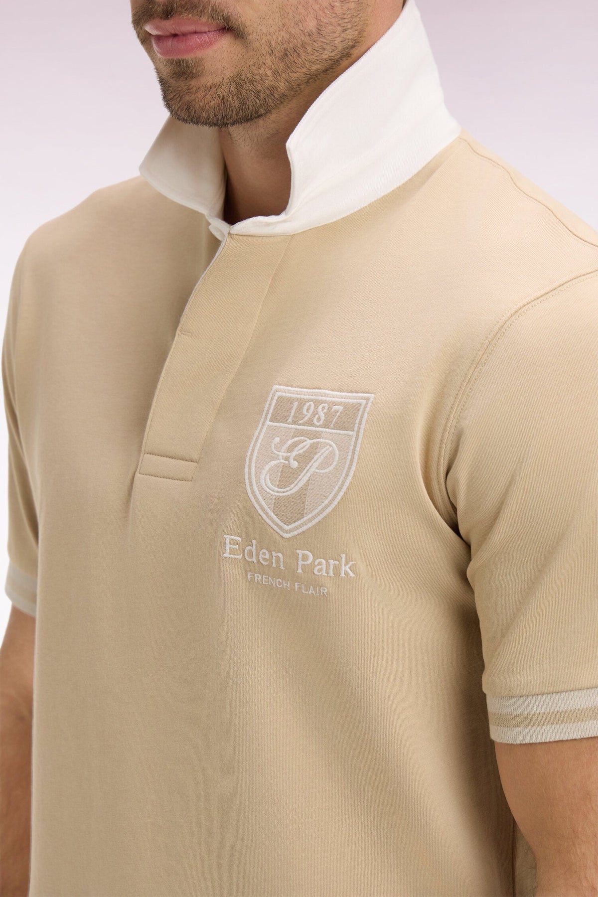 Eden Park Short-sleeved jersey with embroidered crest