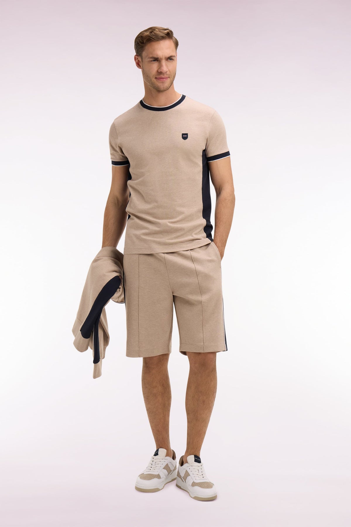 Eden Park Slim-Fit Contrast-Trim T-Shirt