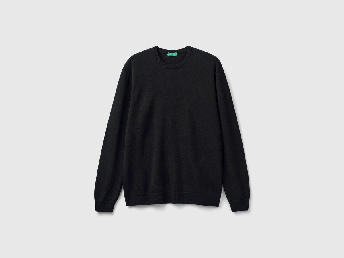 Benetton Black sweater in pure Merino wool