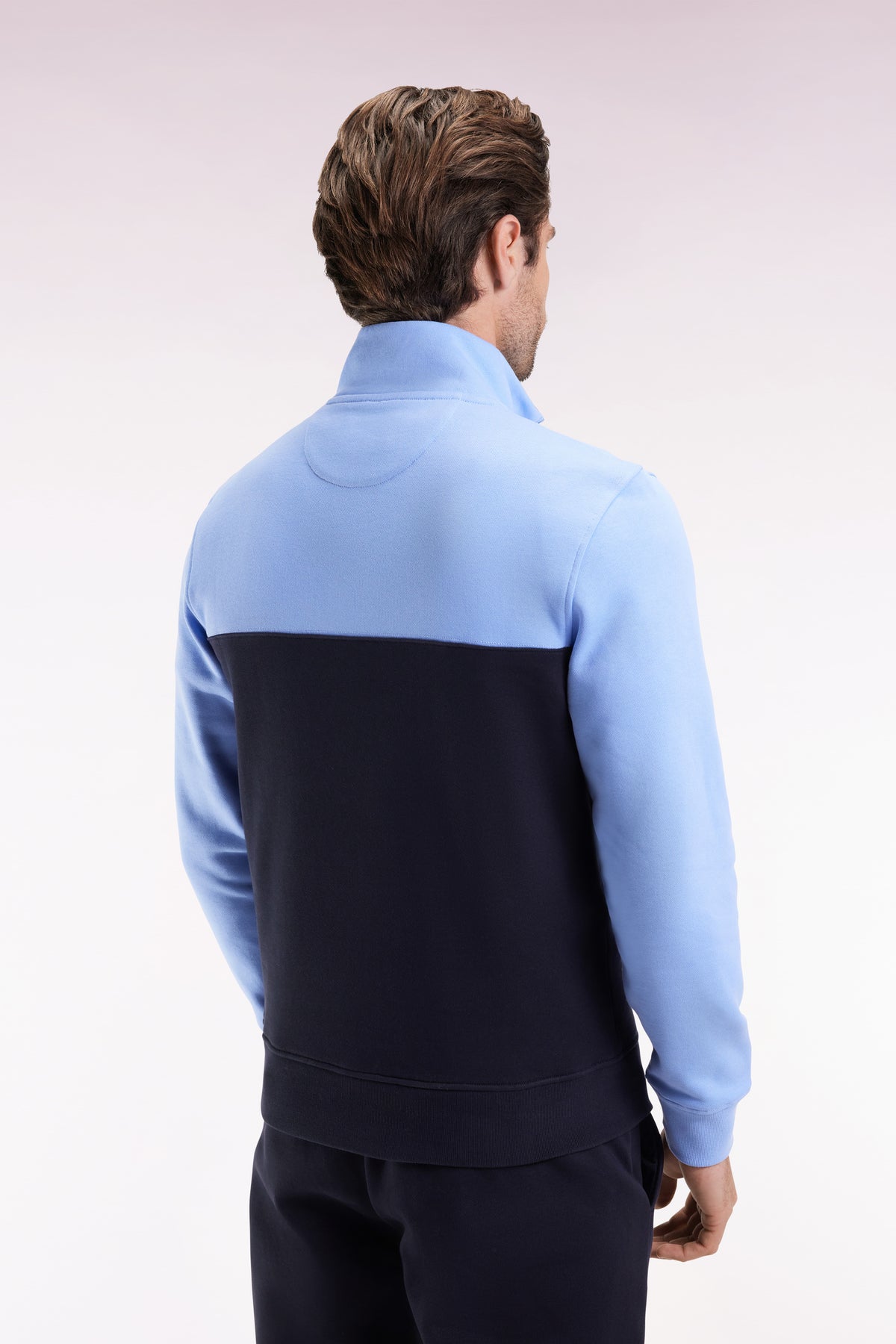 Eden Park Two-tone fleece trucker collar sweatshirt in sky