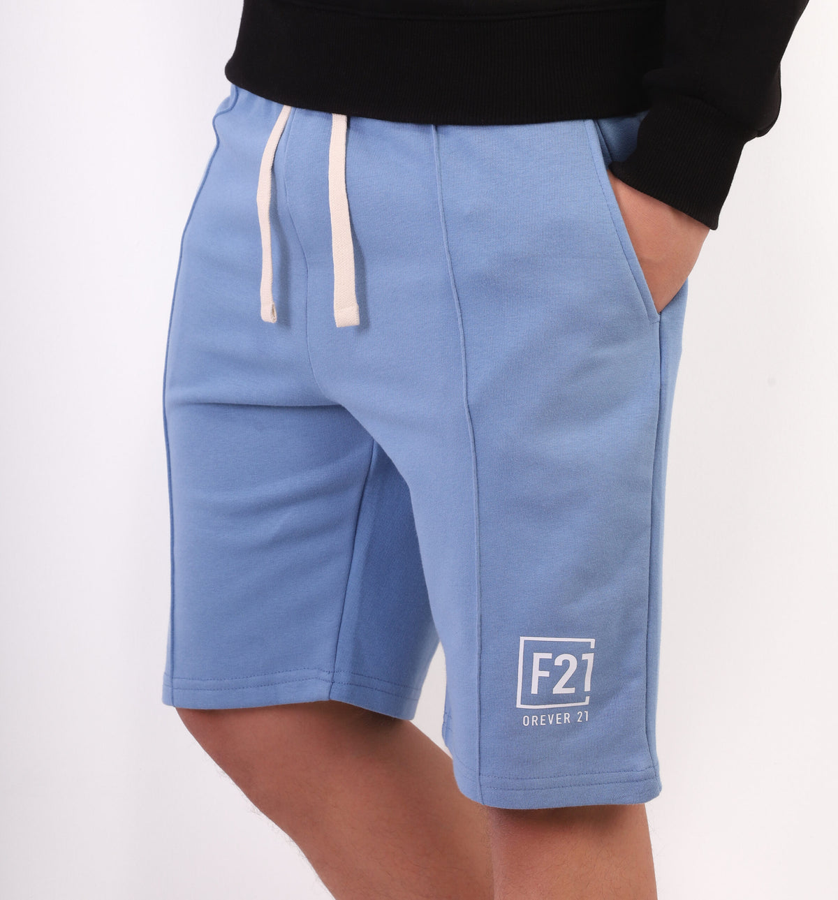 Forever 21 Tailored Straight-Leg short