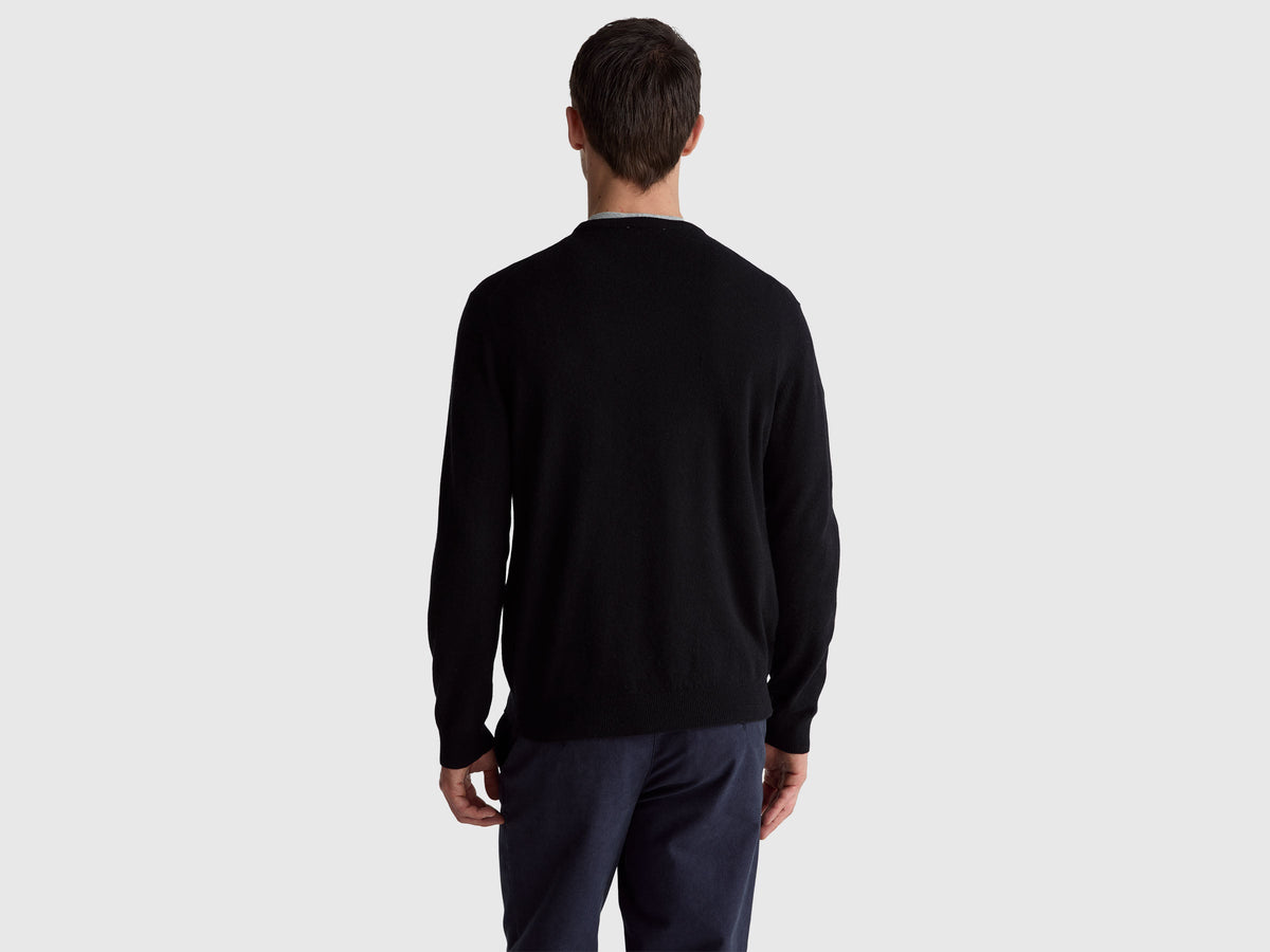 Benetton Black sweater in pure Merino wool