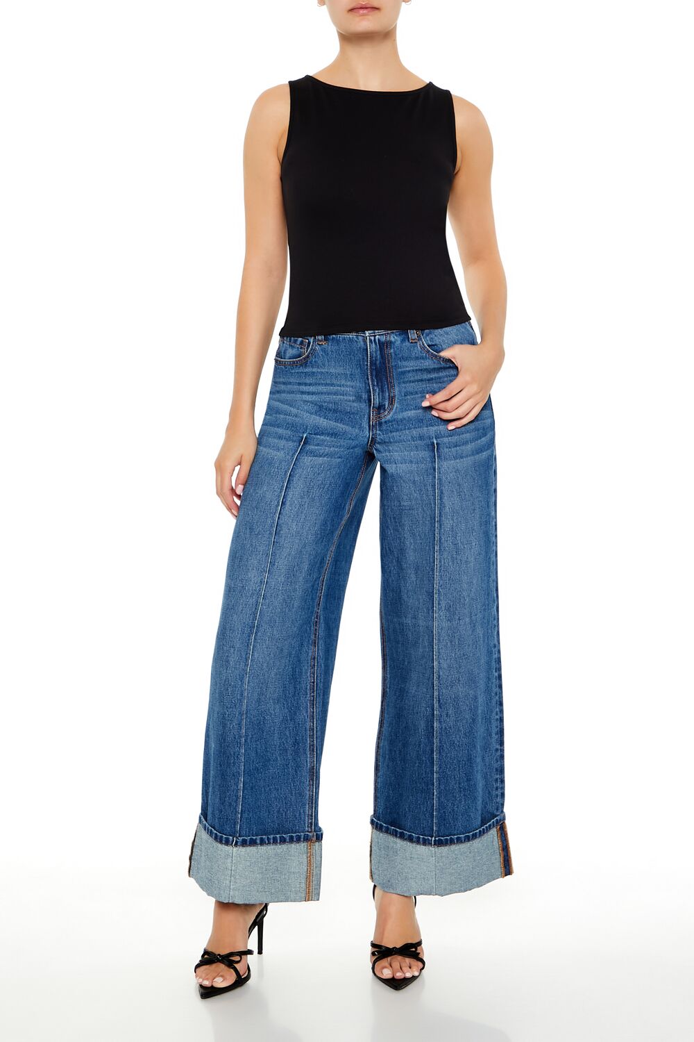 Forever 21 Sleeveless Crew Neck Tank Top