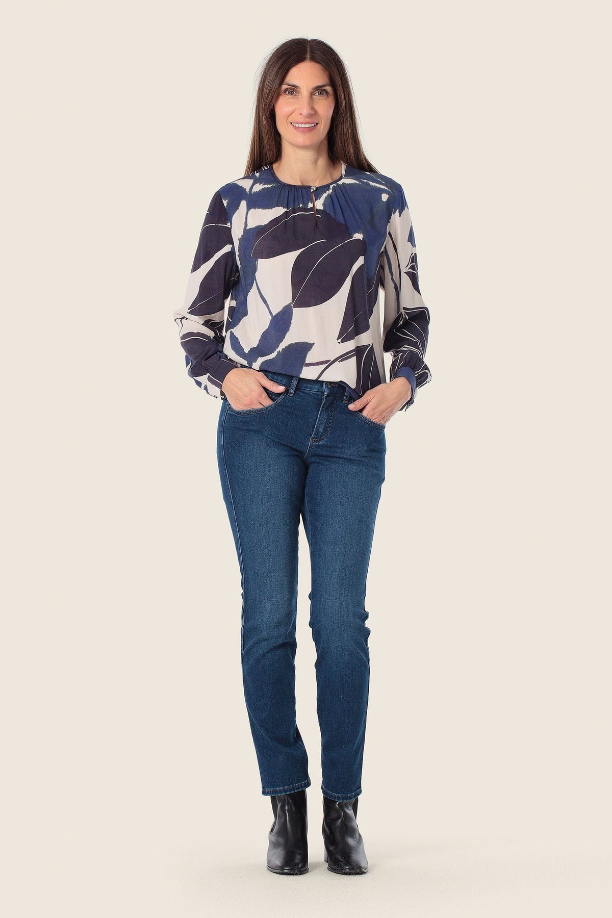 Gerry Weber Blouse with botanical print