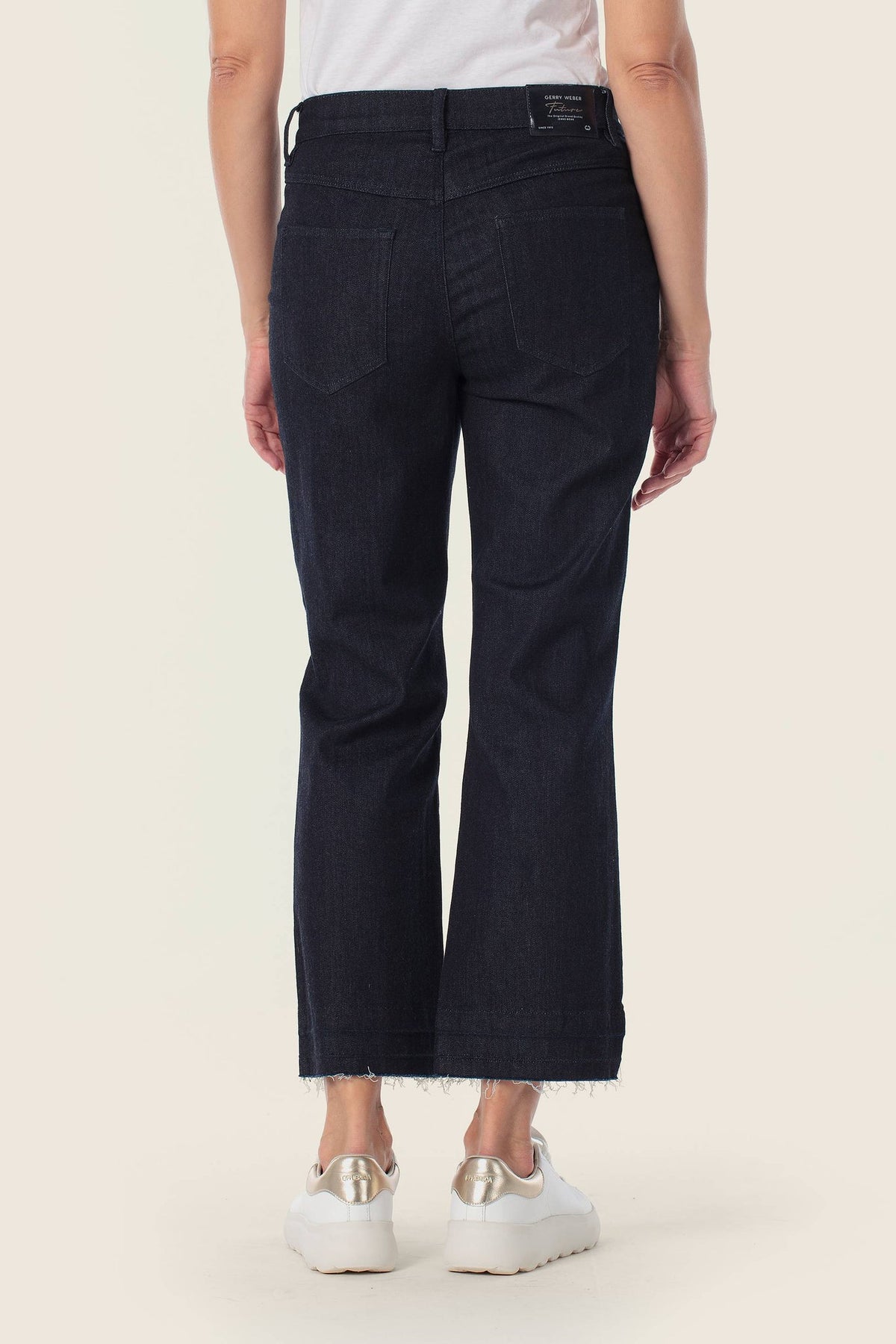 Gerry Weber Trousers in a jeans look with a frayed hem