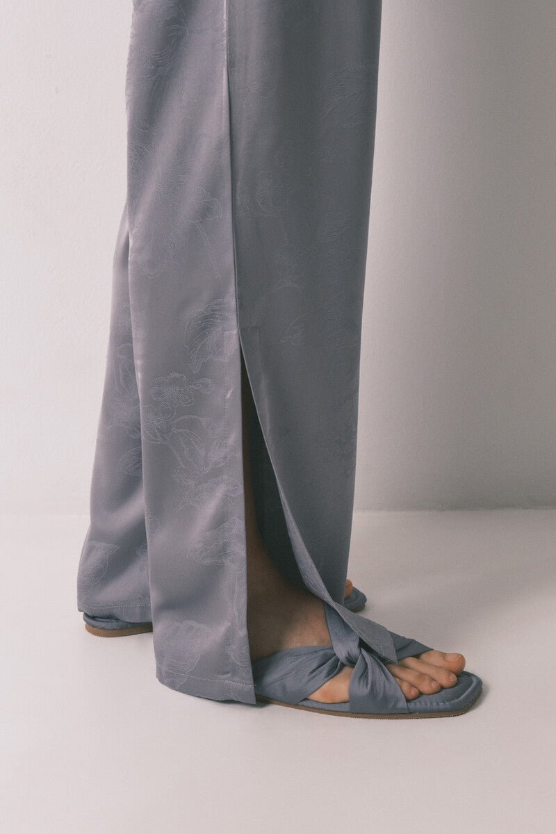 Women Secret Long classic pyjamas in grey jacquard satin