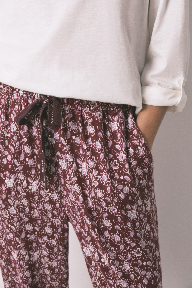 Women Secret Long trousers with floral print