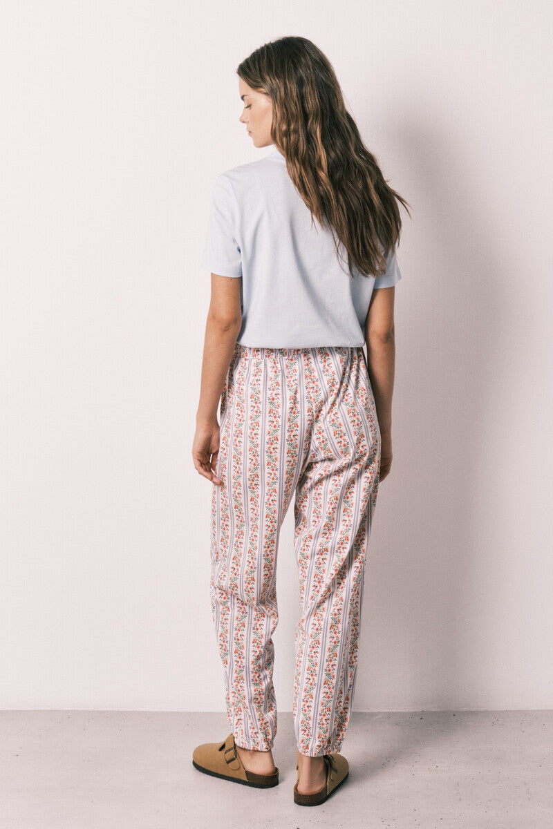 Women Secret Carrot trousers, 100% cotton, floral print