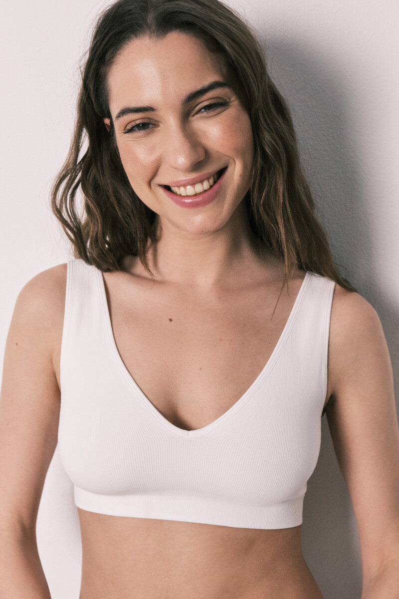 Women Secret clean cut plain halter top