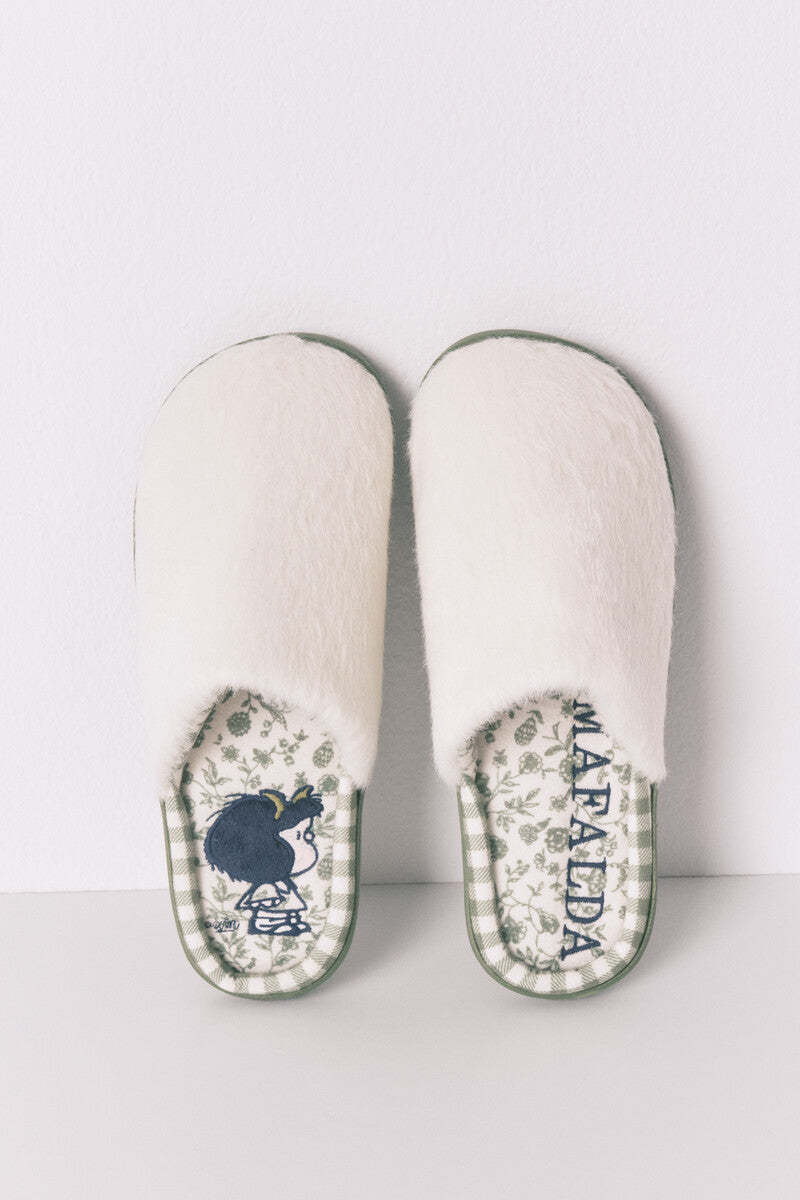 Women Secret Mafalda white closed house slippers