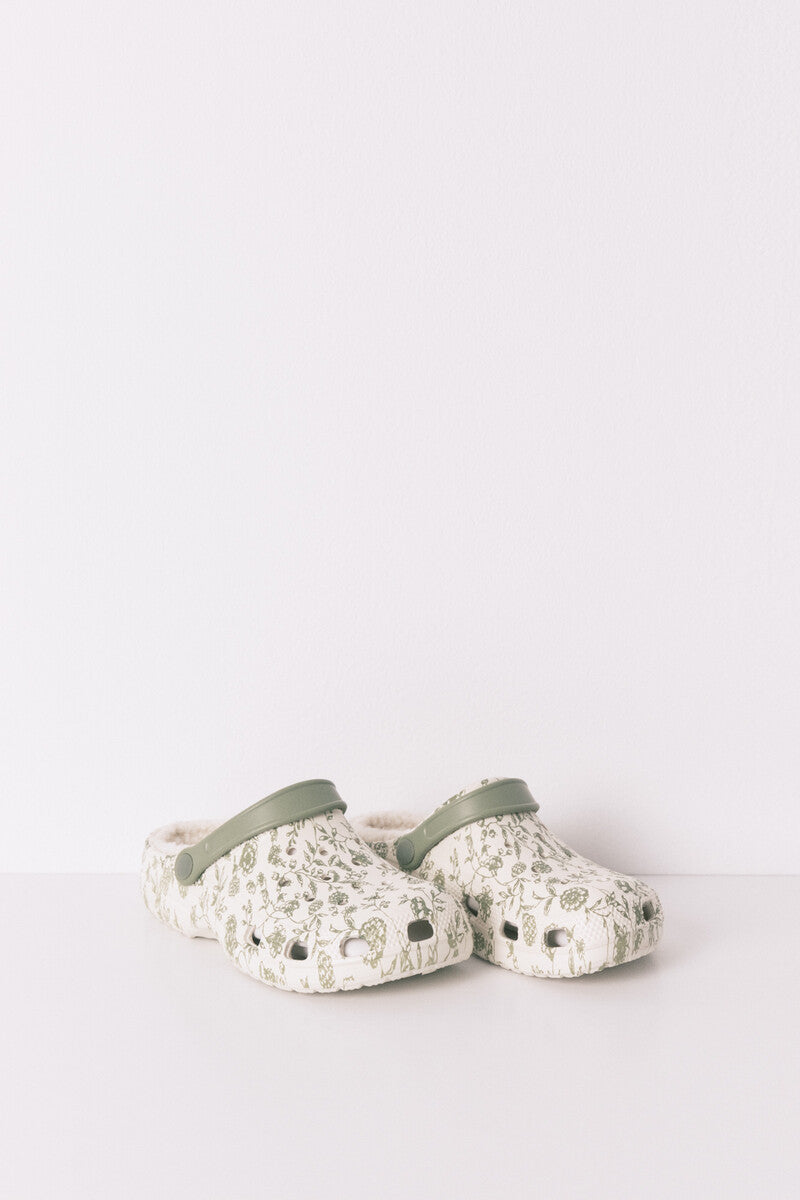 Women Secret Green floral house slippers/clogs