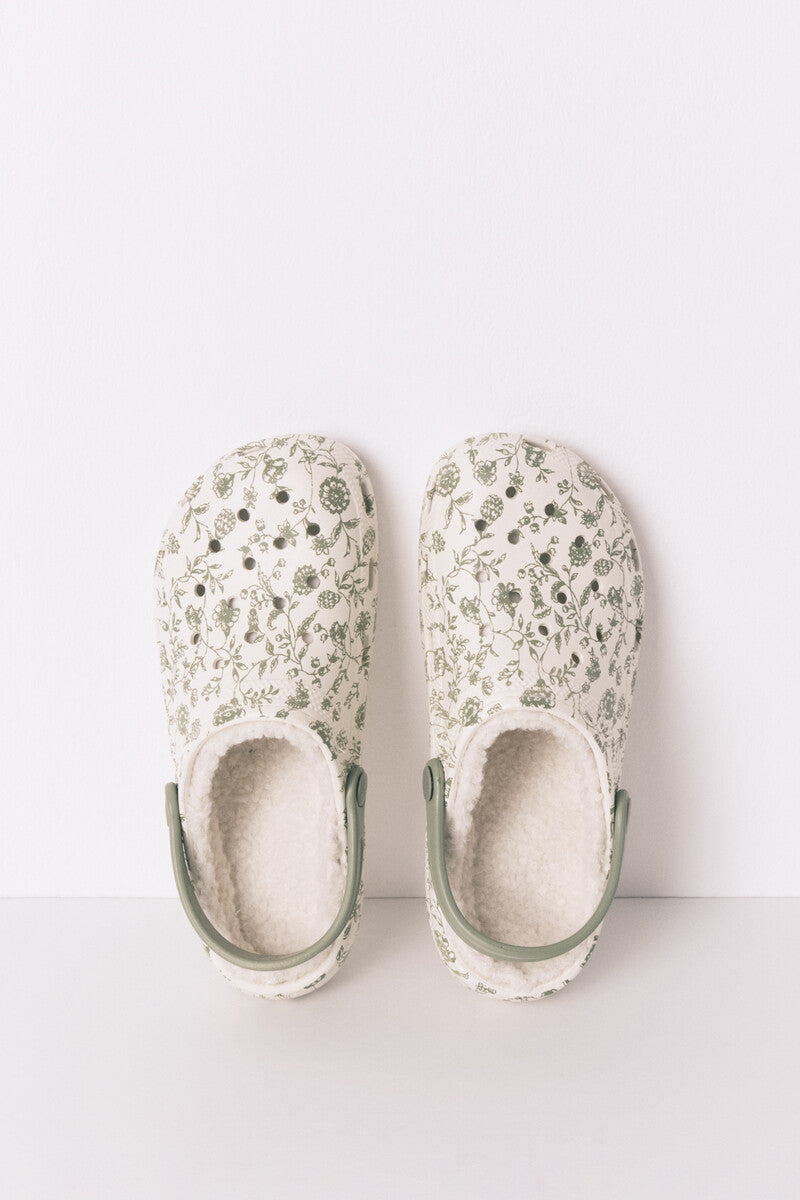 Women Secret Green floral house slippers/clogs