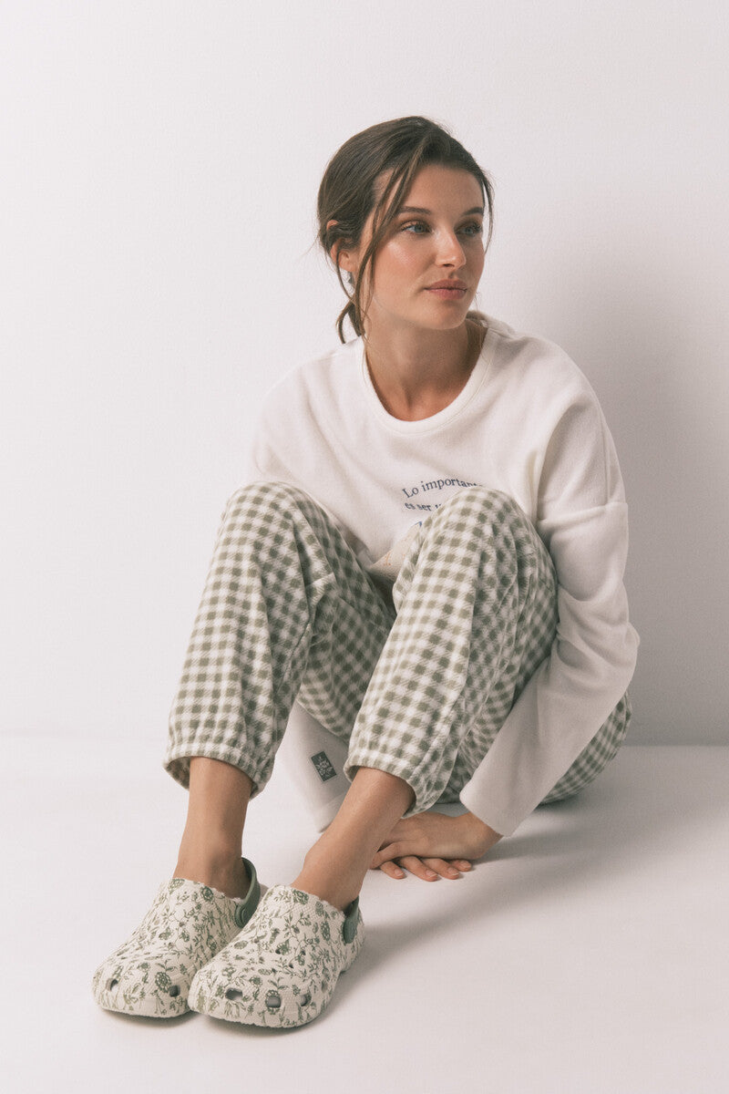 Women Secret Green floral house slippers/clogs