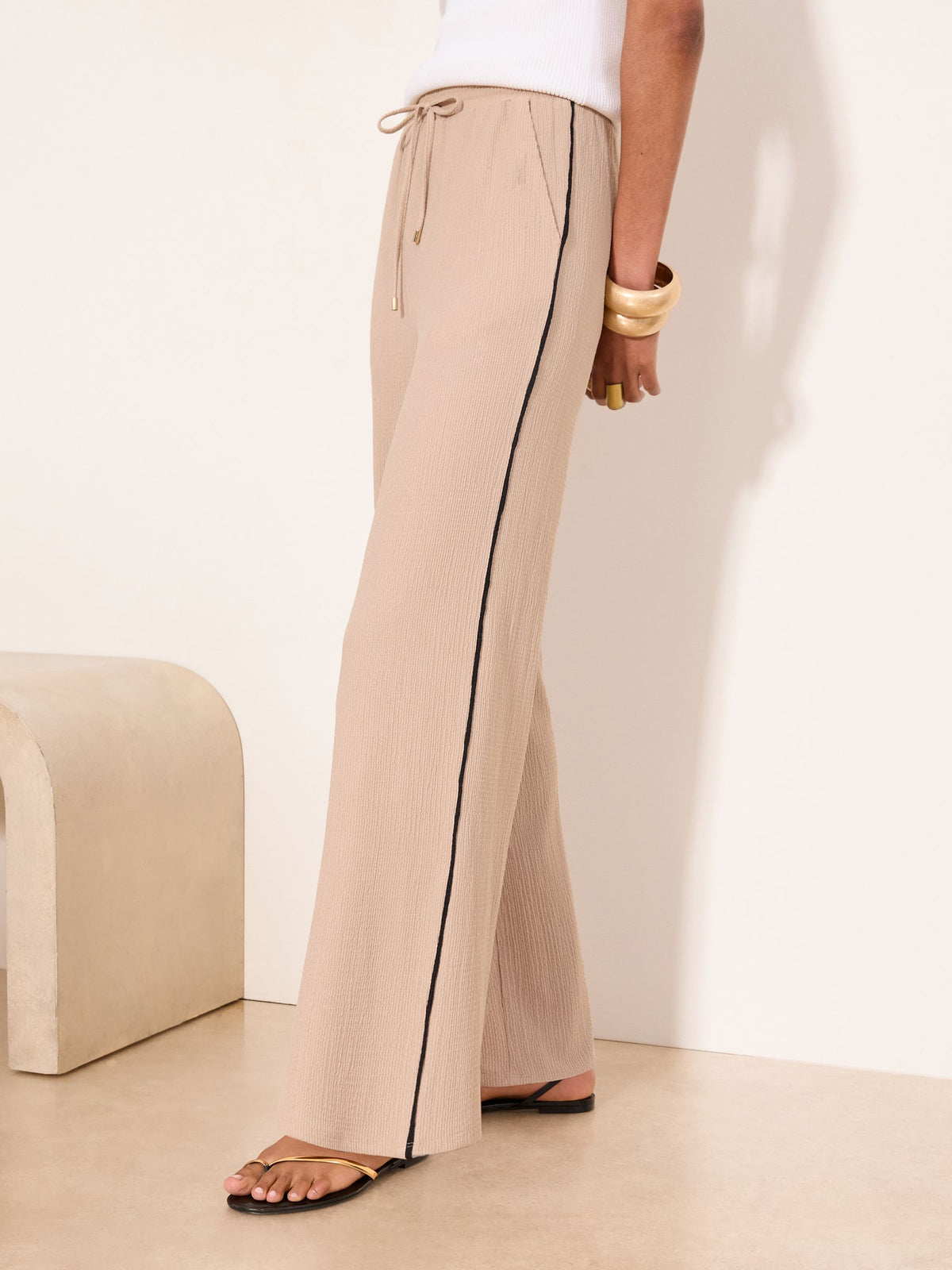 Lipsy London Lipsy Neutral Tipped Detail Elasticated Waist Stretch Jersey Trousers
