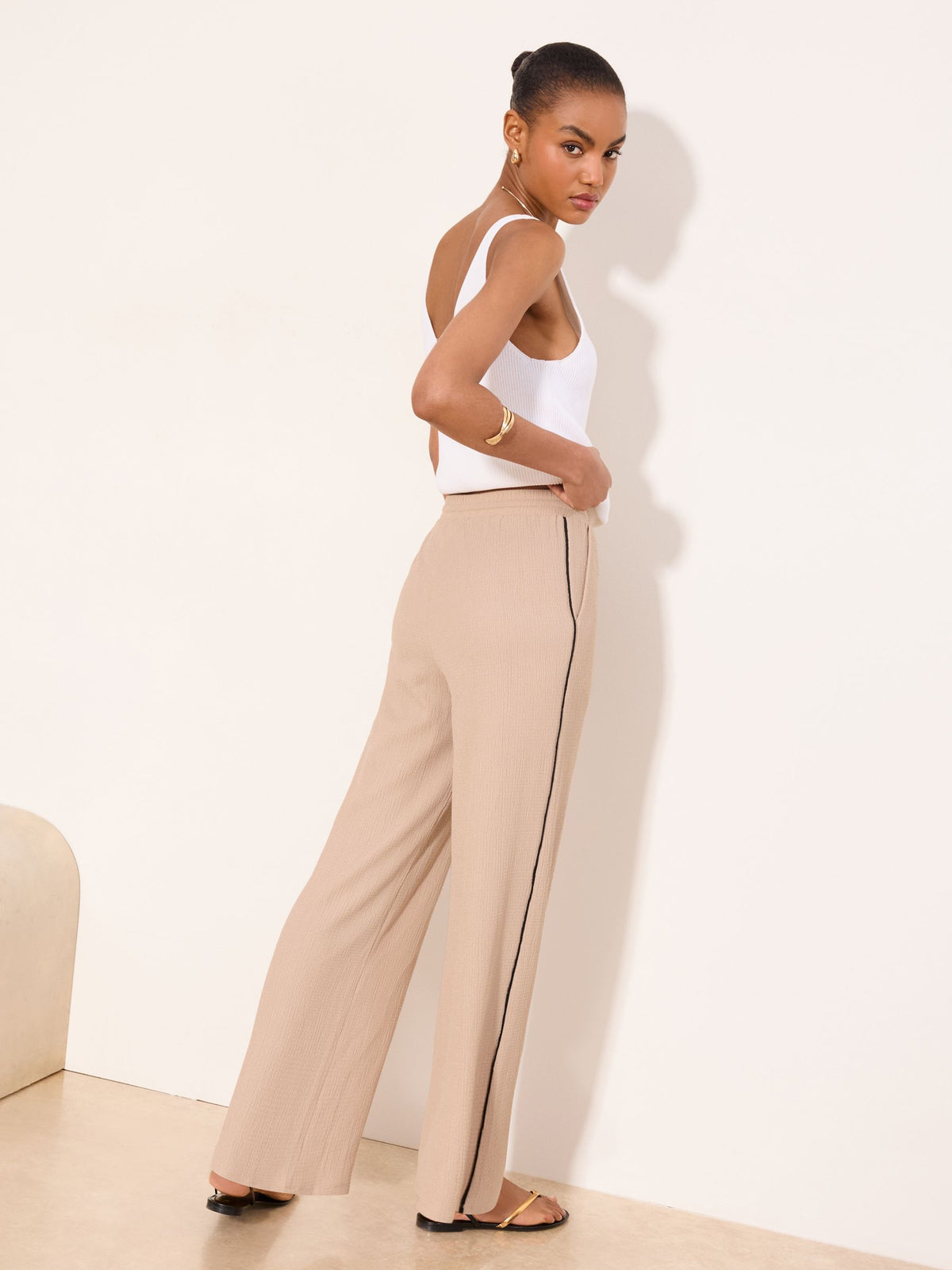 Lipsy London Lipsy Neutral Tipped Detail Elasticated Waist Stretch Jersey Trousers