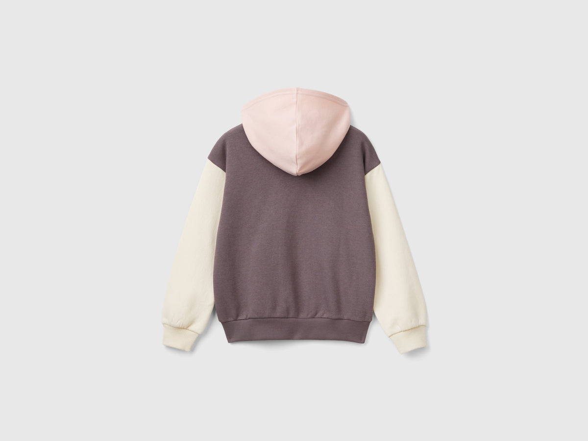 Benetton Sweatshirt with zip and sequins