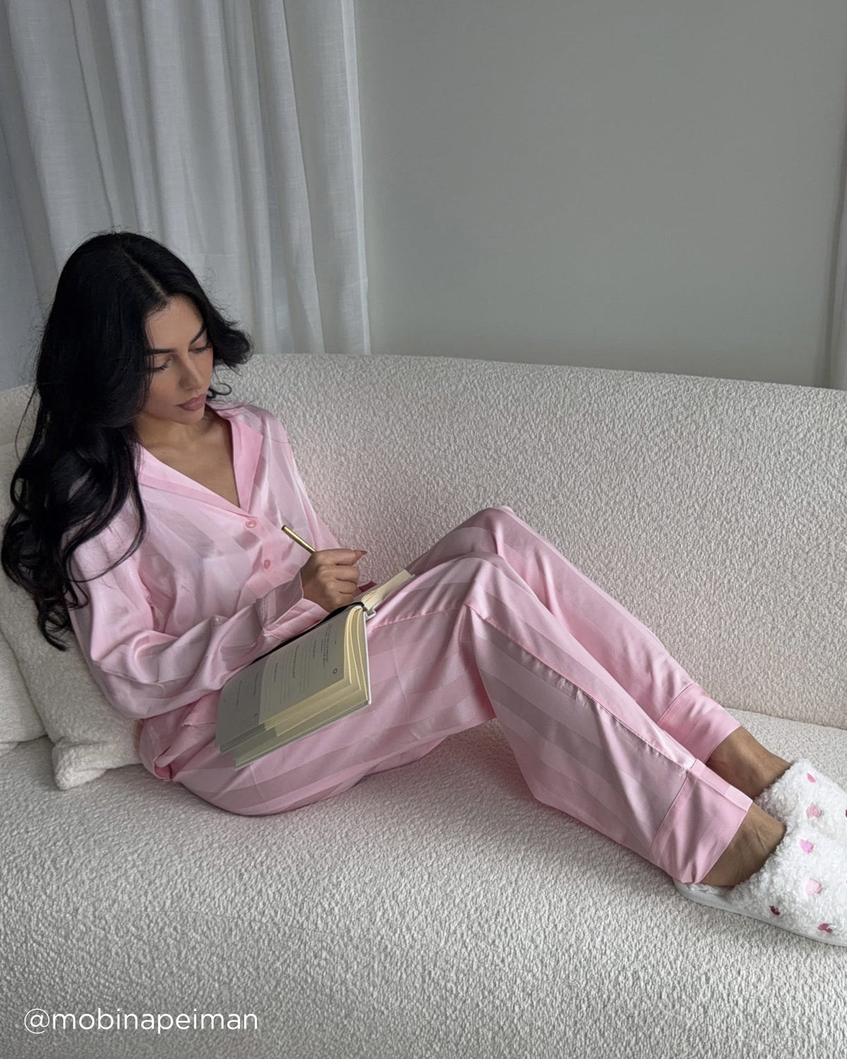 La vie en Rose Striped Long-Sleeve Satin Pajama Set
