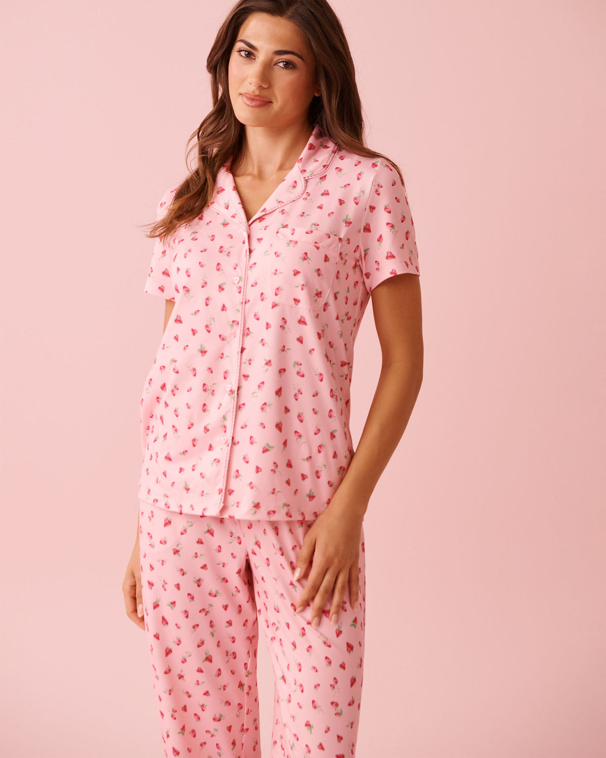 La vie en Rose Strawberry Print Short-Sleeve Pajama Shirt
