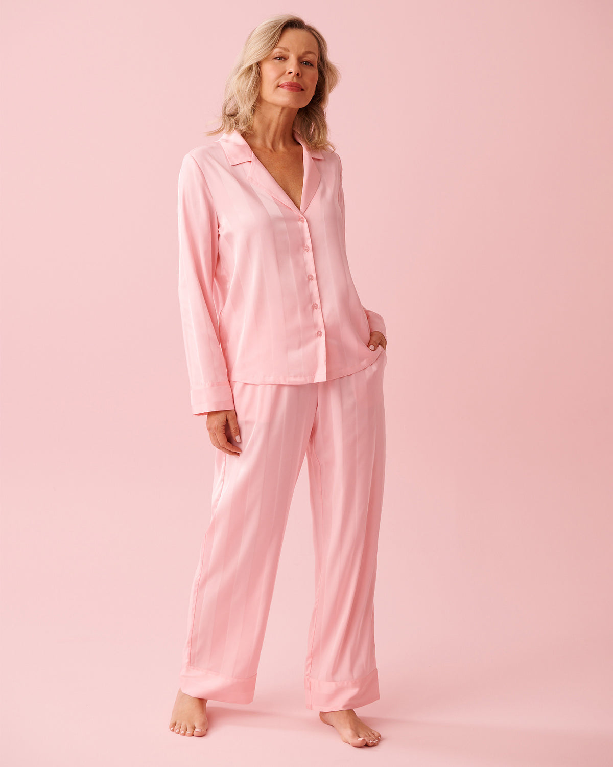 La vie en Rose Striped Long-Sleeve Satin Pajama Set