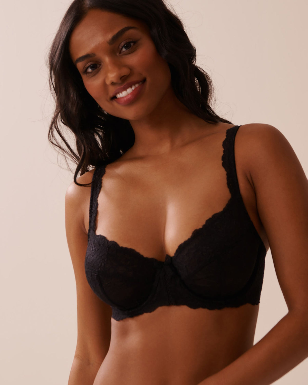 La vie en Rose Unlined Allover Lace Bra
