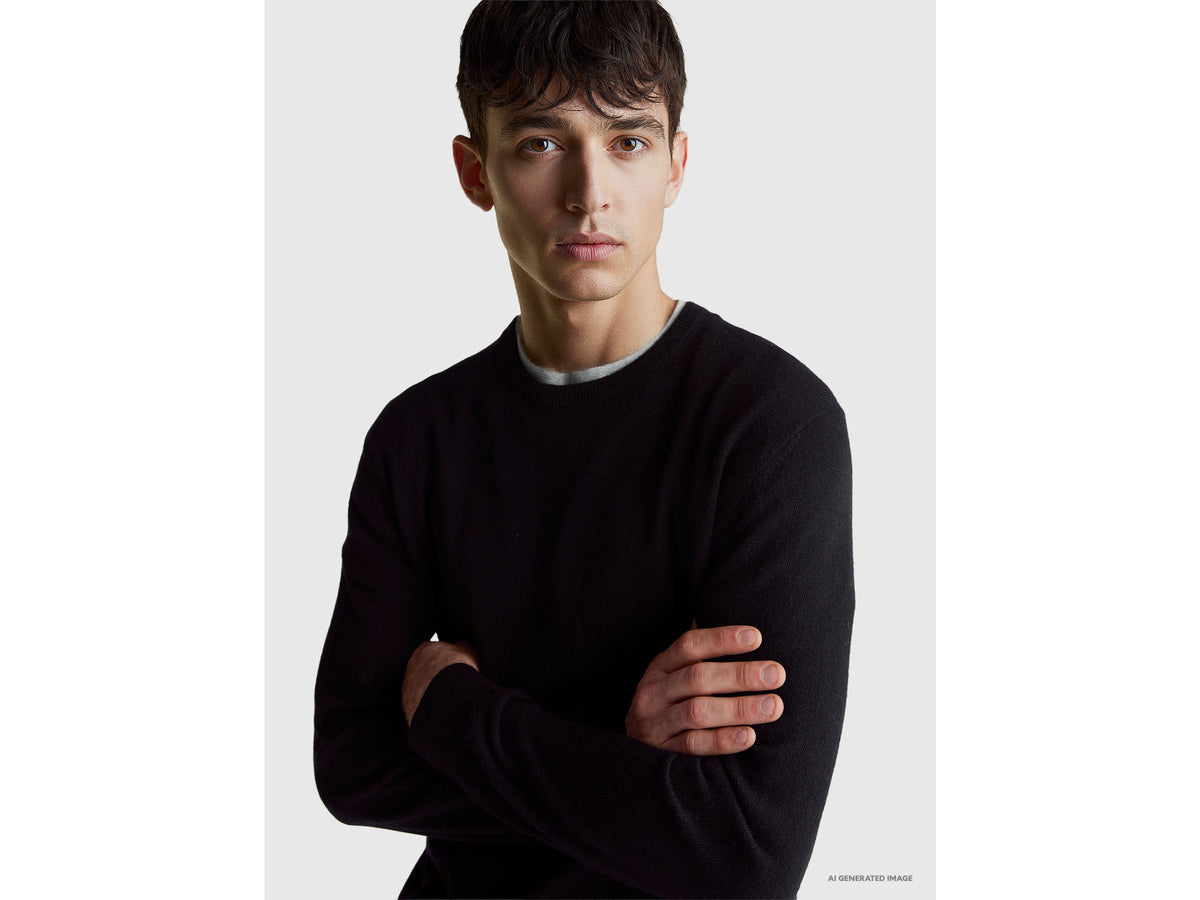 Benetton Black sweater in pure Merino wool